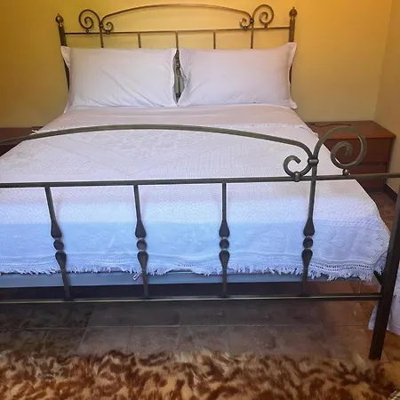 בית הארחה I Due Cipressi קאלי