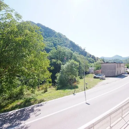I Due Cipressi Guest house